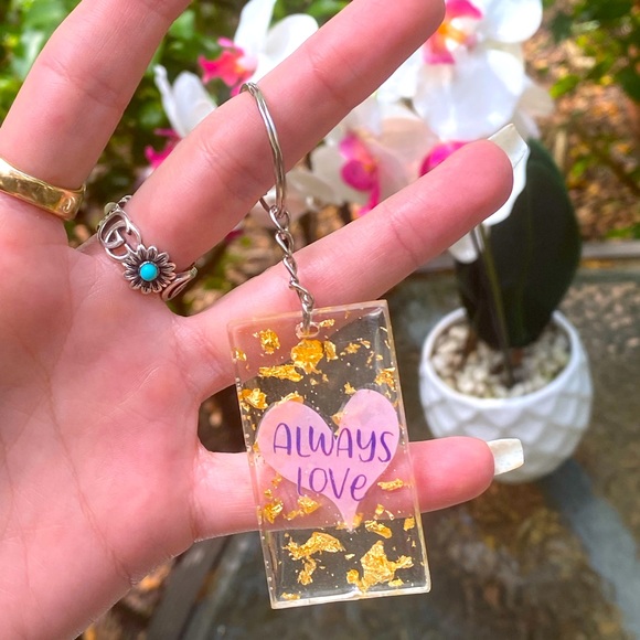 Always Love Pink Heart & Gold Flakes Keychain - Picture 3 of 9